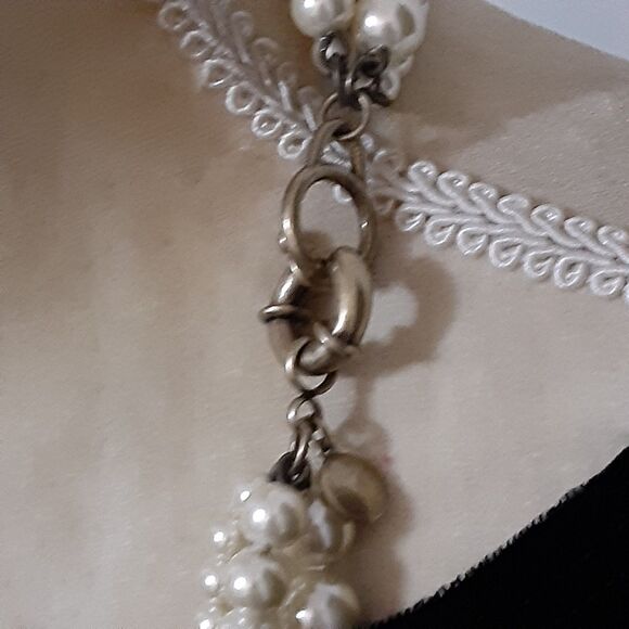 J Crew luminous 3 strand faux pearl 32" necklace cascading strand down back - Picture 8 of 9